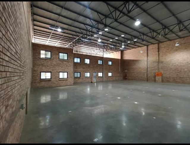 INDUSTRIAL PROPERTY TO RENT IN LANSERIA